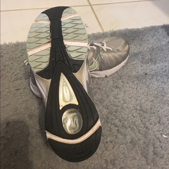 🎀 Niki Air Walking Shoes with Tolling Rail🎀 - Picture 4 of 4