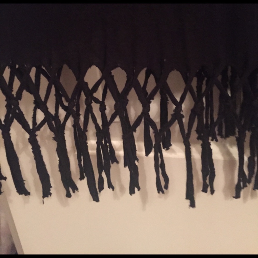 Tank - Picture 3 of 3