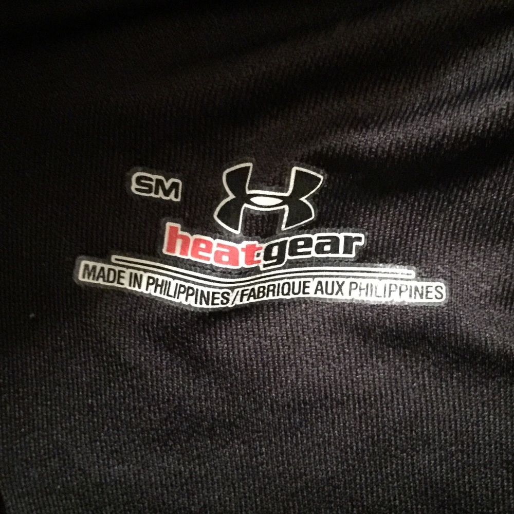 ๐ฅSOLD๐ฅ๐2X Host Pick๐Womens Under Armour Shorts - Picture 2 of 6