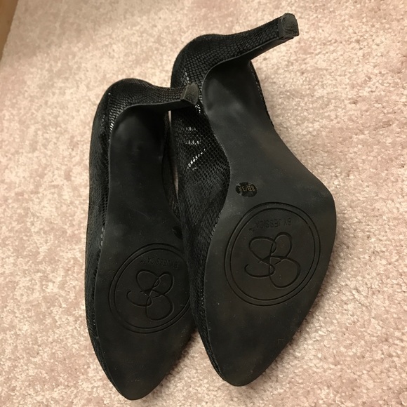 Jessica Simpson pumps - Picture 2 of 4