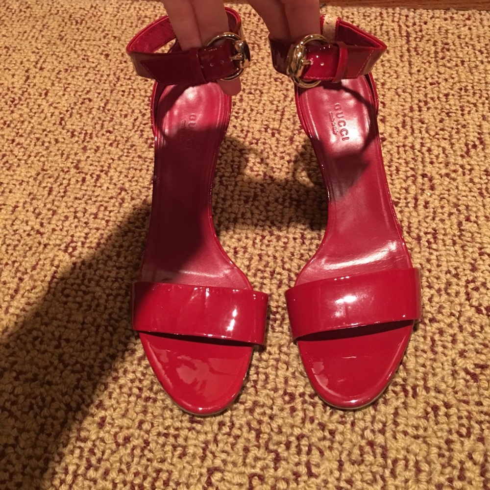 Gucci Sandal Wedges. 100% authentic.
