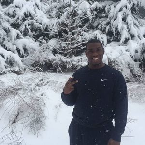 Meet your Posher, Derrick