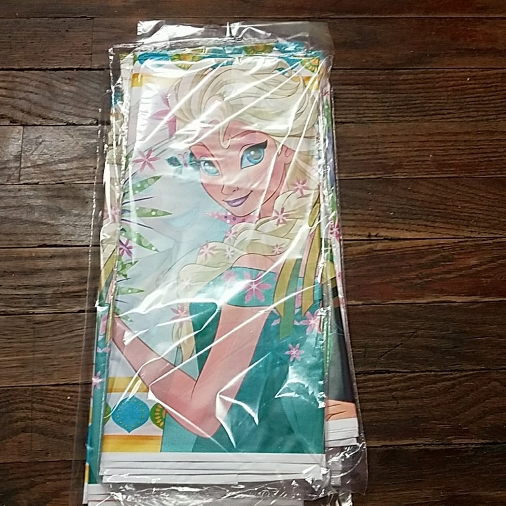 SOLD Disney Frozen Fever Party Table Covers