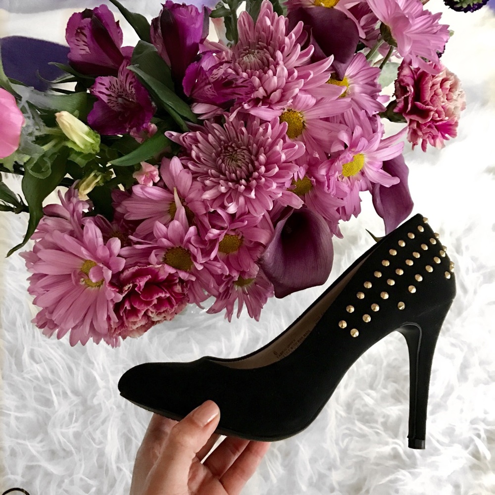 Black heels