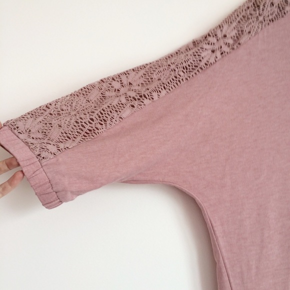 Venus Crochet Inset Top - Picture 3 of 4