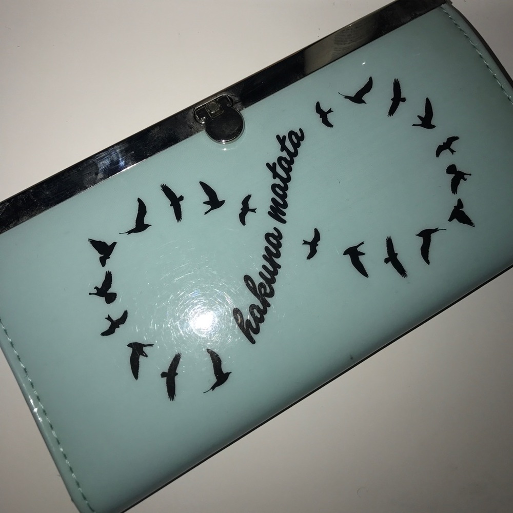 "Hakuna Matata" Wallet (R21)