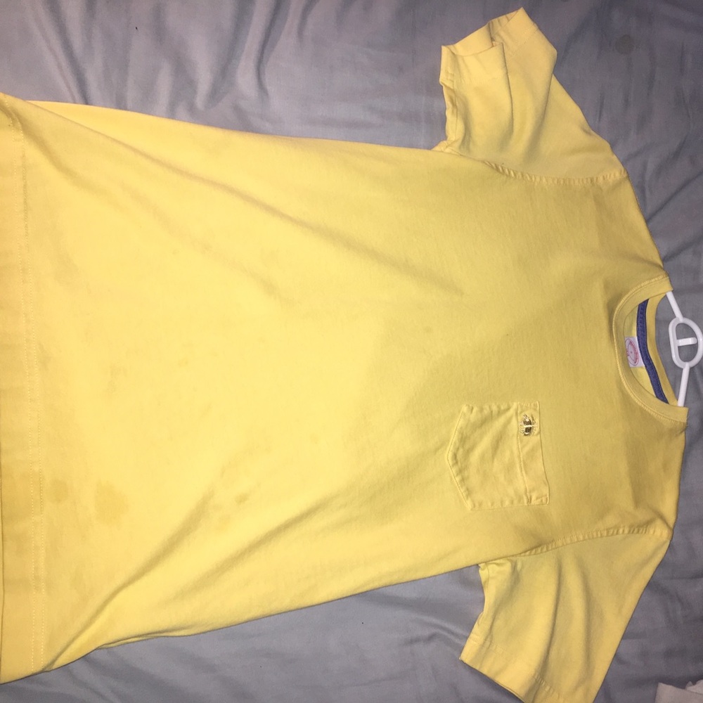 Brooks brothers t shirt