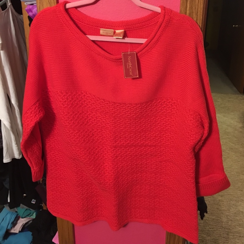 North crest orange/red sweater