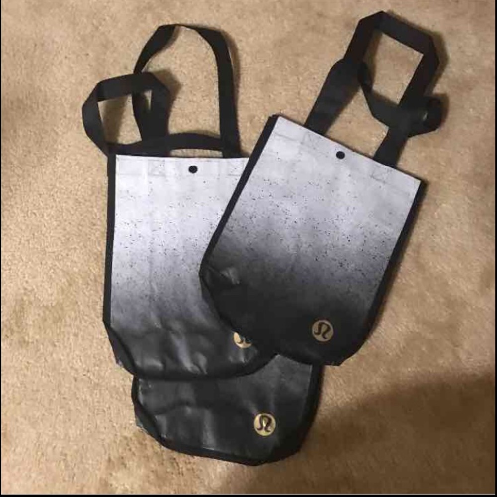 3 holiday lulu bags