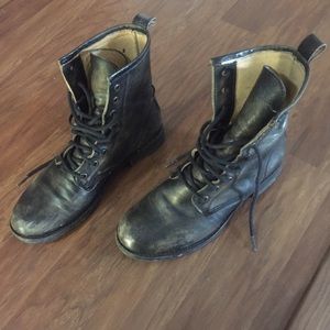 Frye Veronica Combat Distressed