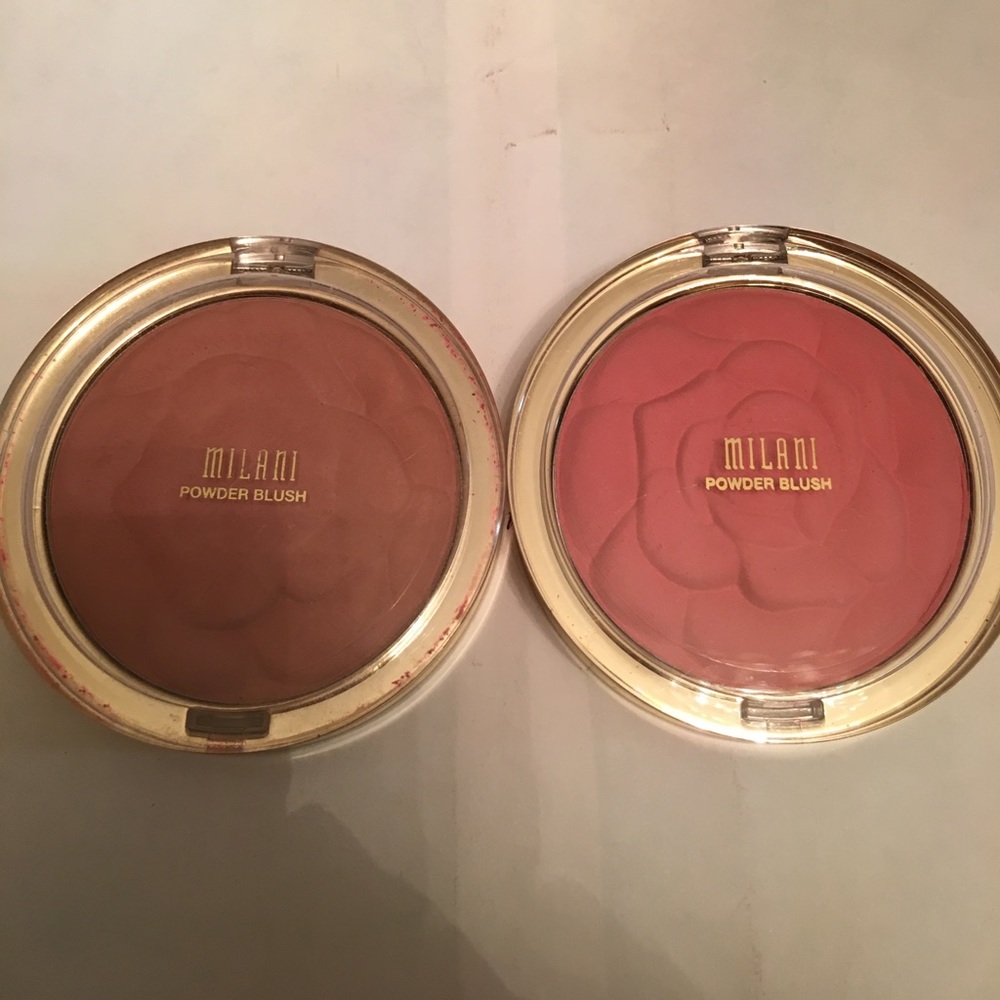 Milani - rose powder blush