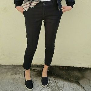 Black Banana Republic Capri Pants