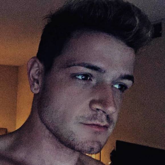 Meet your Posher, Kyle - Picture 1 of 1