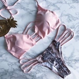 Cover-up Beach Bunny Sweetest Sin Bleu - Polyamide, Taille M, Convertible, Neuf Avec étiquettes