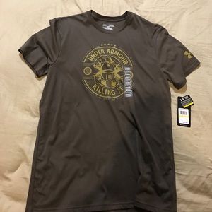 Under Armour t shirt
