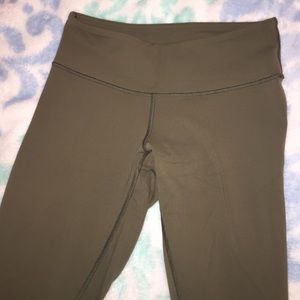 Lululemon wunder unders olive green