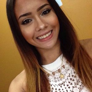 Meet your Posher, Mariela