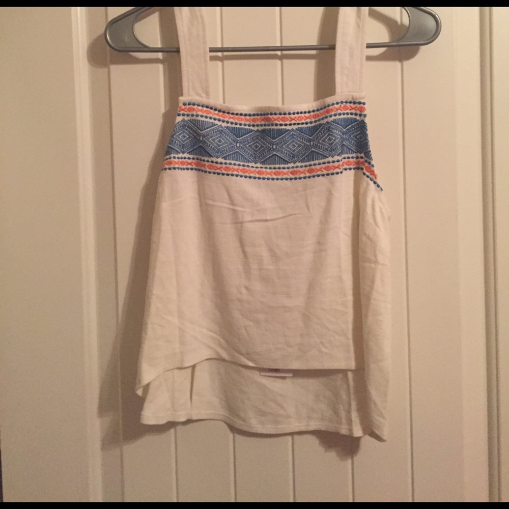 Crop top