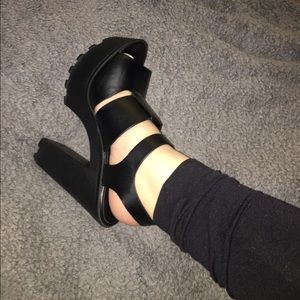 Block heels