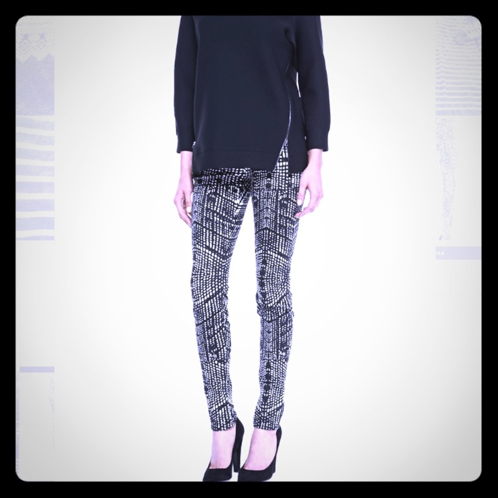 NWT. J Brand jeans. Size 27