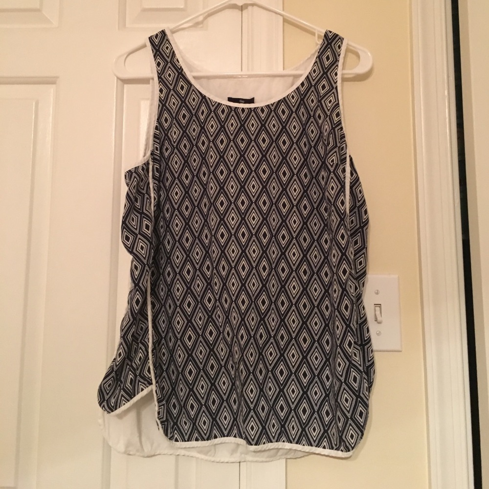 GAP tank tops