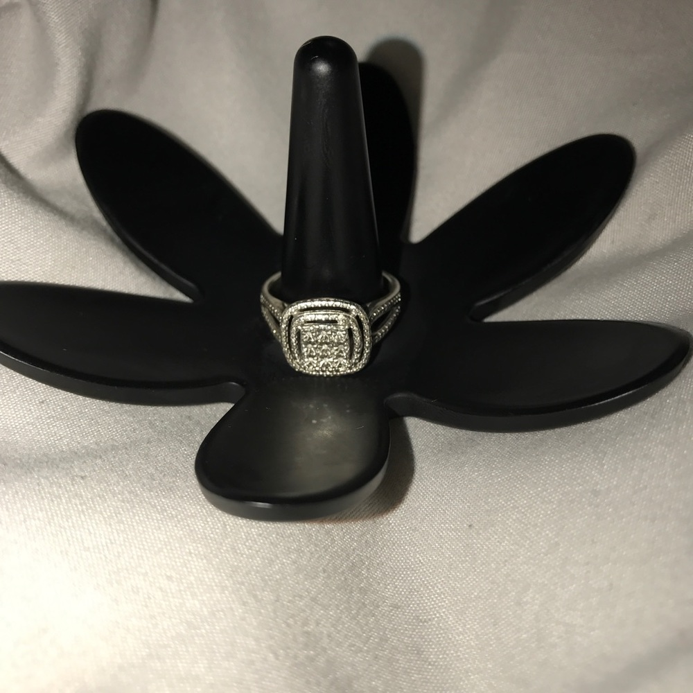 Kay Jewelers Sterling Silver Ring