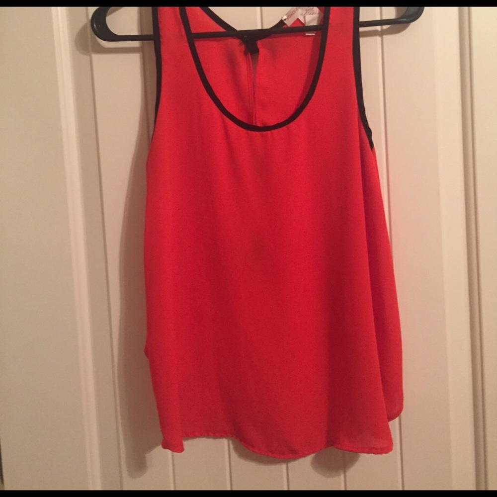 Open back tank