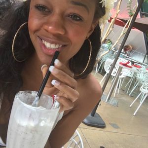 Meet your Posher, Brittney