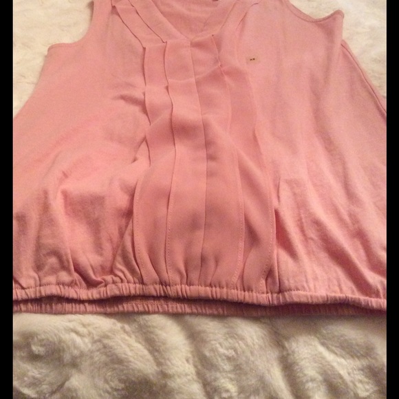 1 SM LEFT - Loft Dressy Tank - NWT - Picture 5 of 6