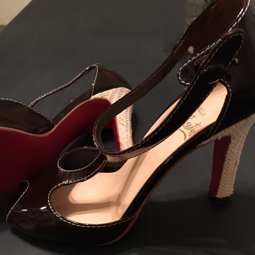 Christian Louboutin Peggy 36