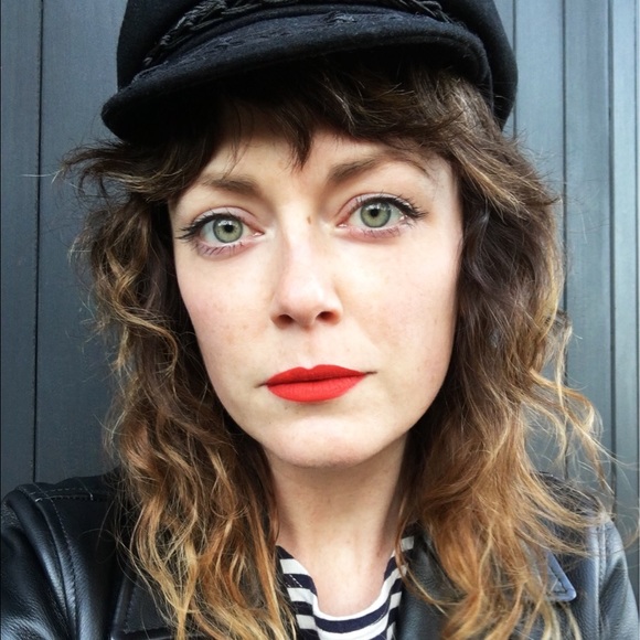 Meet your Posher, Chrissy - Picture 1 of 1