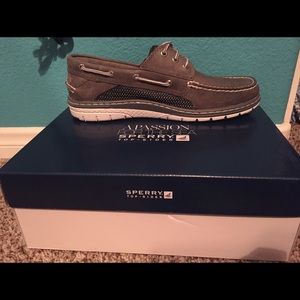 Sperry boat shoes