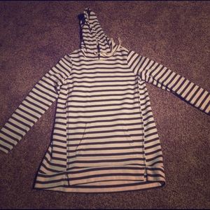 Maternity sweatshirt