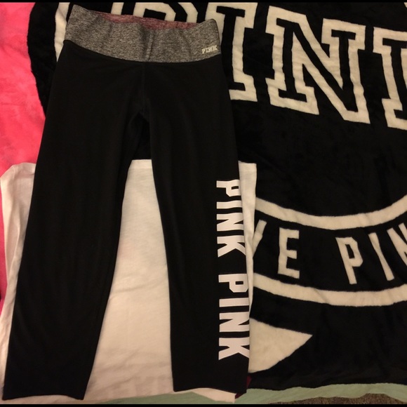 🎀VS PINK FSU Set🎀 - Picture 3 of 3