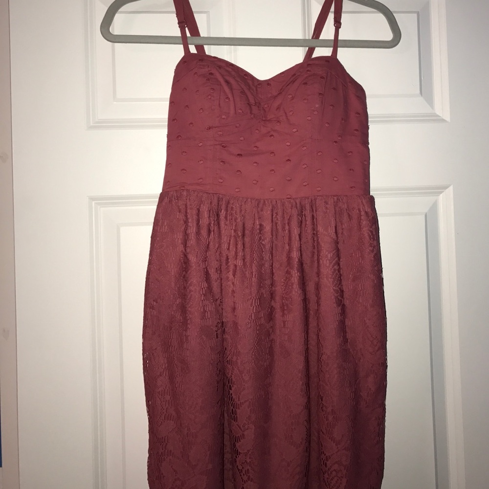 Lace Dress (AE)