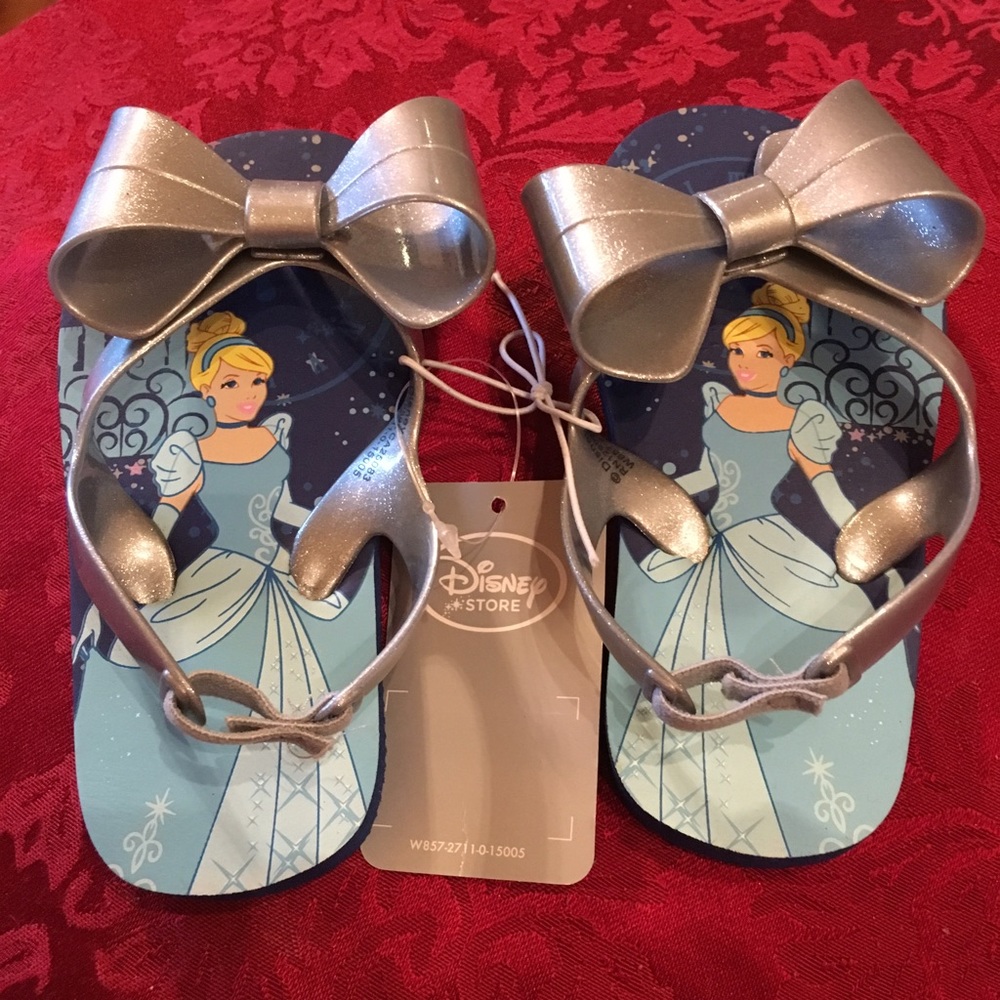 NWT Girls Disney Store Cinderella Sandals