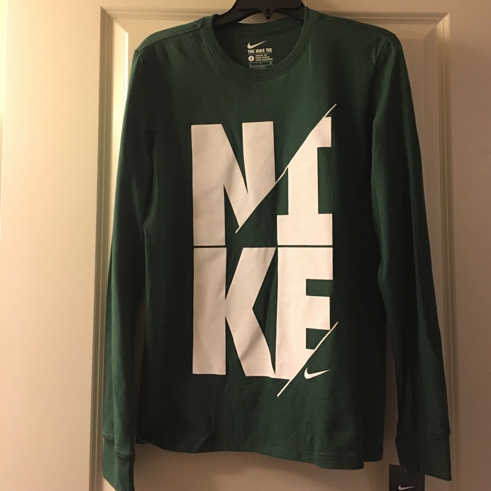 NIKE men's long sleeve size small