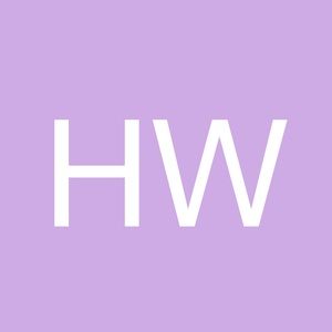 Meet your Posher, Hollie