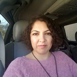 Meet your Posher, Leticia