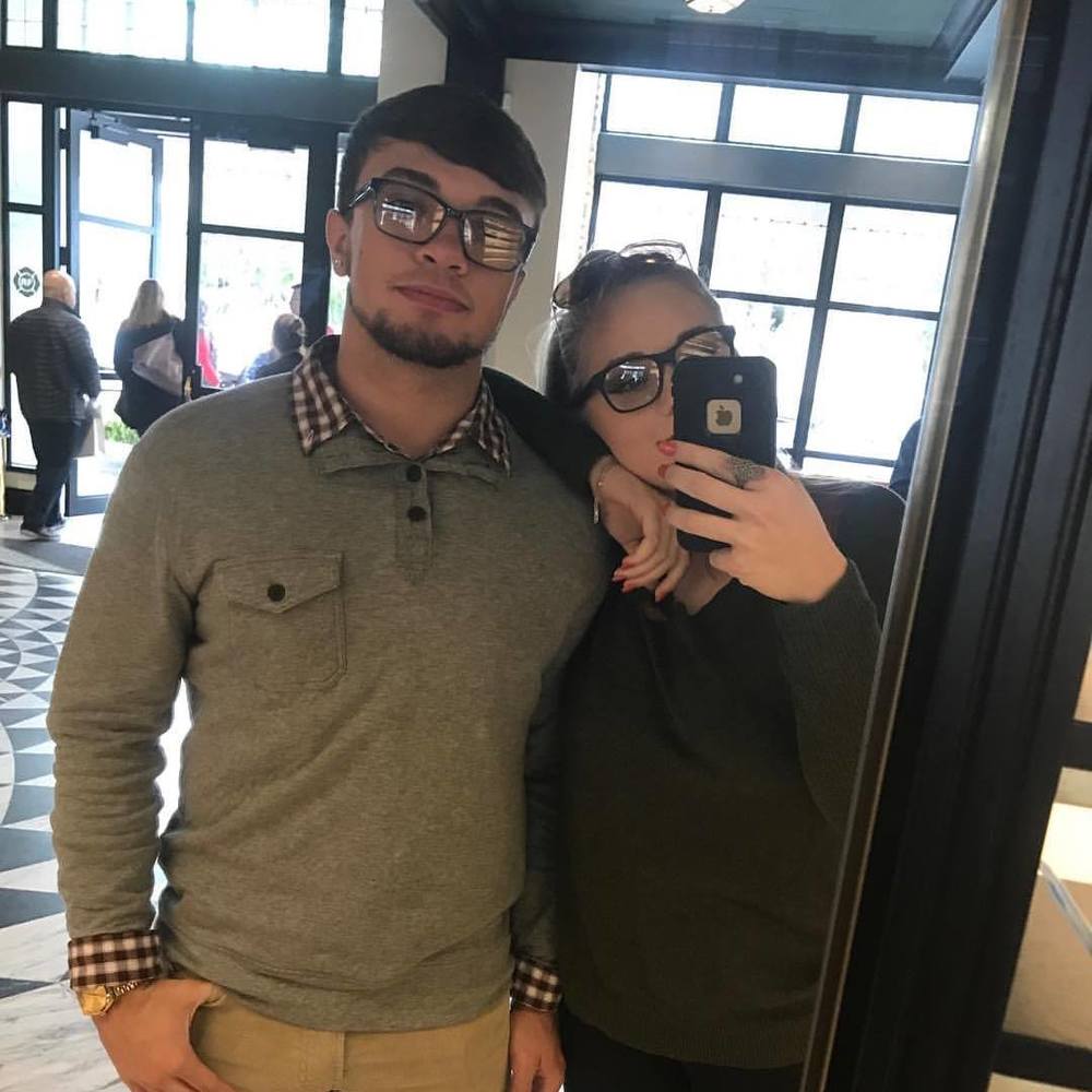 Meet your Posher, Evelio