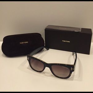 Tom Ford Cary Unisex Sunglasses. Black & Tortoise