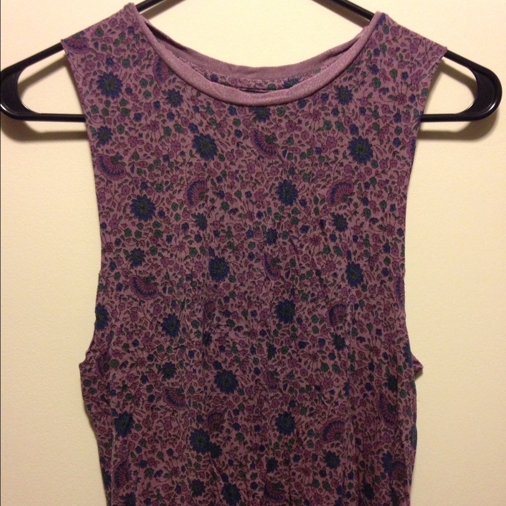 Soft and sexy AE muscle tee