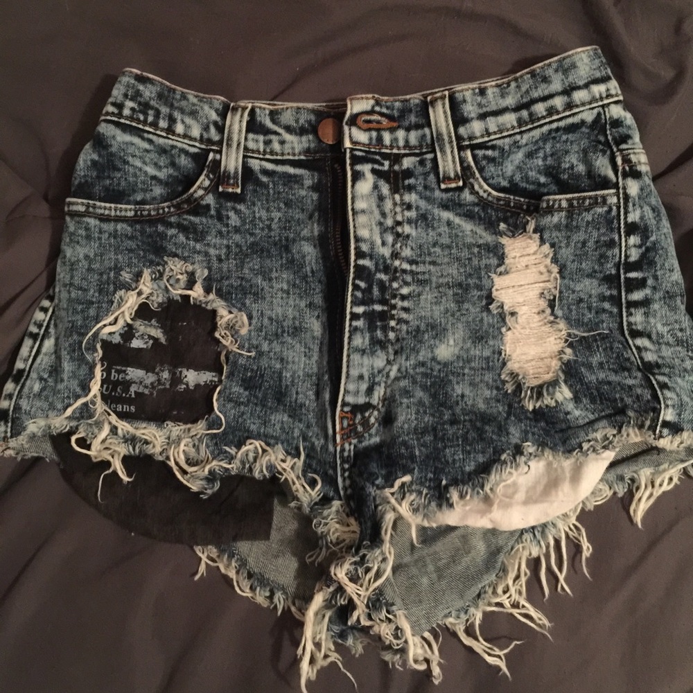 High waisted jeans shorts