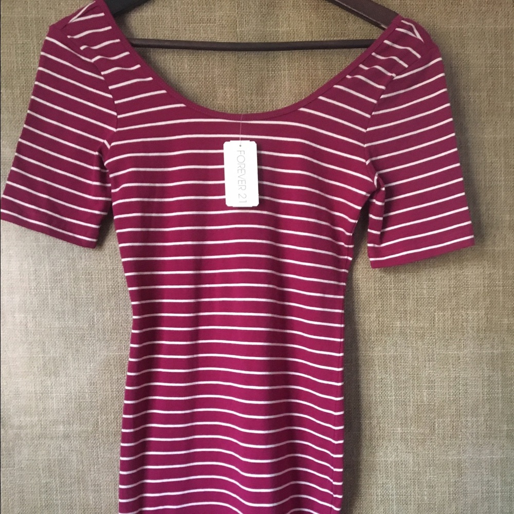 NWT FOREVER 21 BODY CON DRESS