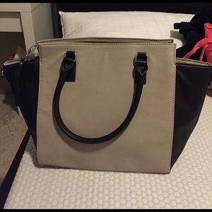 Taupe and black H&M purse