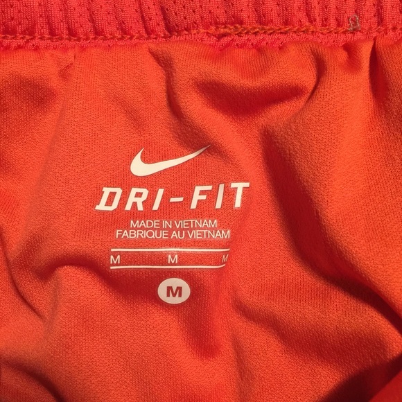 Nike Women's running shorts Medium - Picture 3 of 5