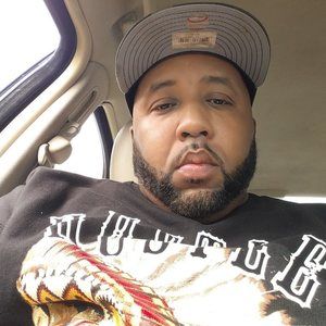 Meet your Posher, Carl