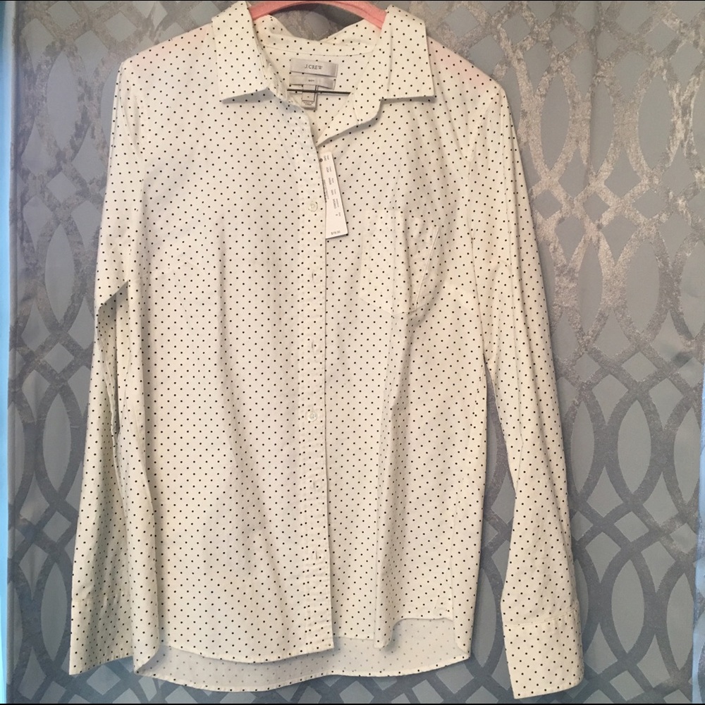 Women's polka-dot button down long sleeve shirt