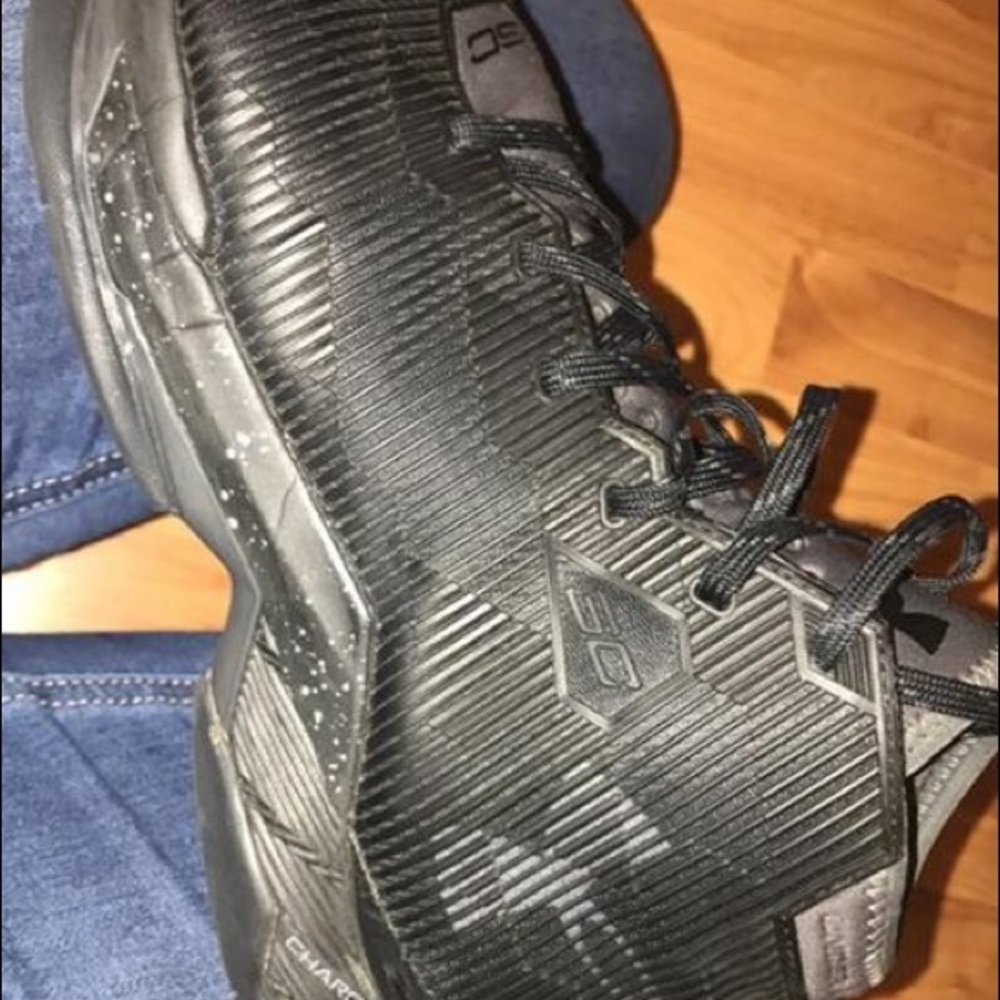 Curry 2.5 size 9