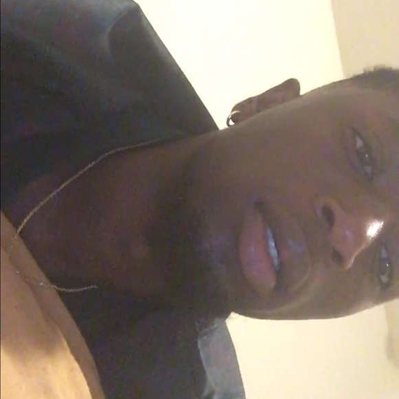 Meet your Posher, D'André - Picture 2 of 3